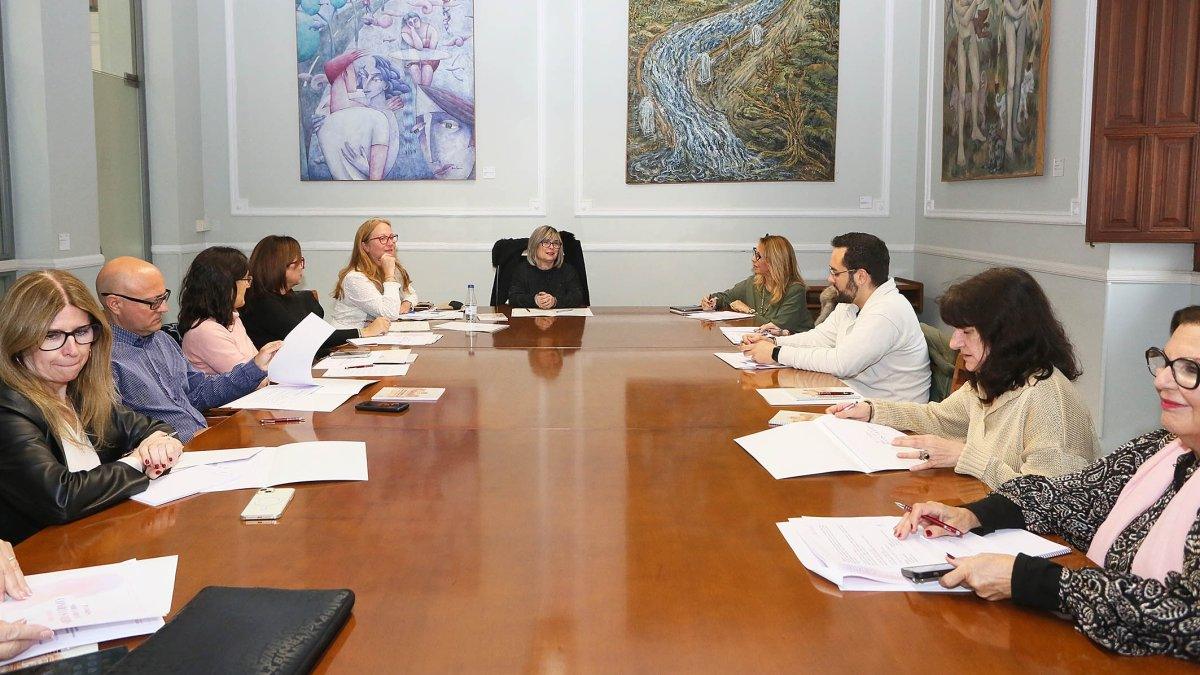 Comité de 11 Entidades Organiza el XXI Congreso Provincial para Combatir la Violencia de Género
