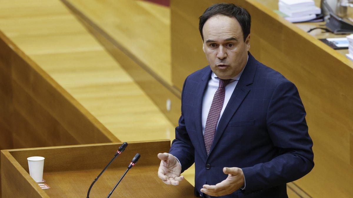Pérez Llorca impulsa nueva Ley del Suelo para construir 10,000 viviendas públicas en España