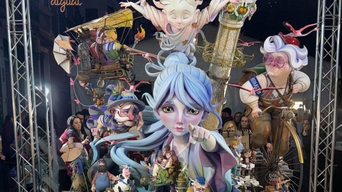 Espartero Ramón y Cajal: Doblete en la Gloria Infantil con el Primer Premio de la Falla y el Ninot Indultat