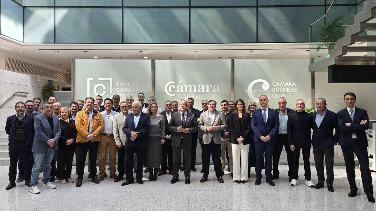 Seis Nuevas Empresas Centenarias se Unen al Club de Éxito en Alicante: Un Referente de Tradición y Calidad