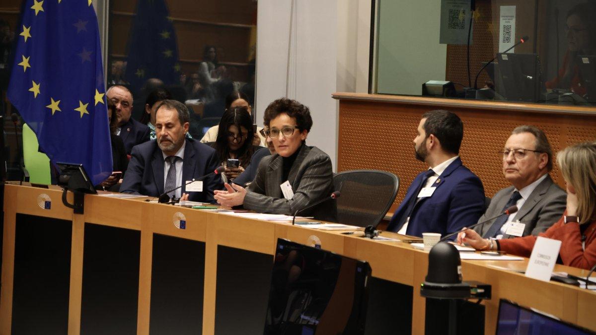 Ballester defiende la cerámica en Bruselas y envía un mensaje contundente a Europa