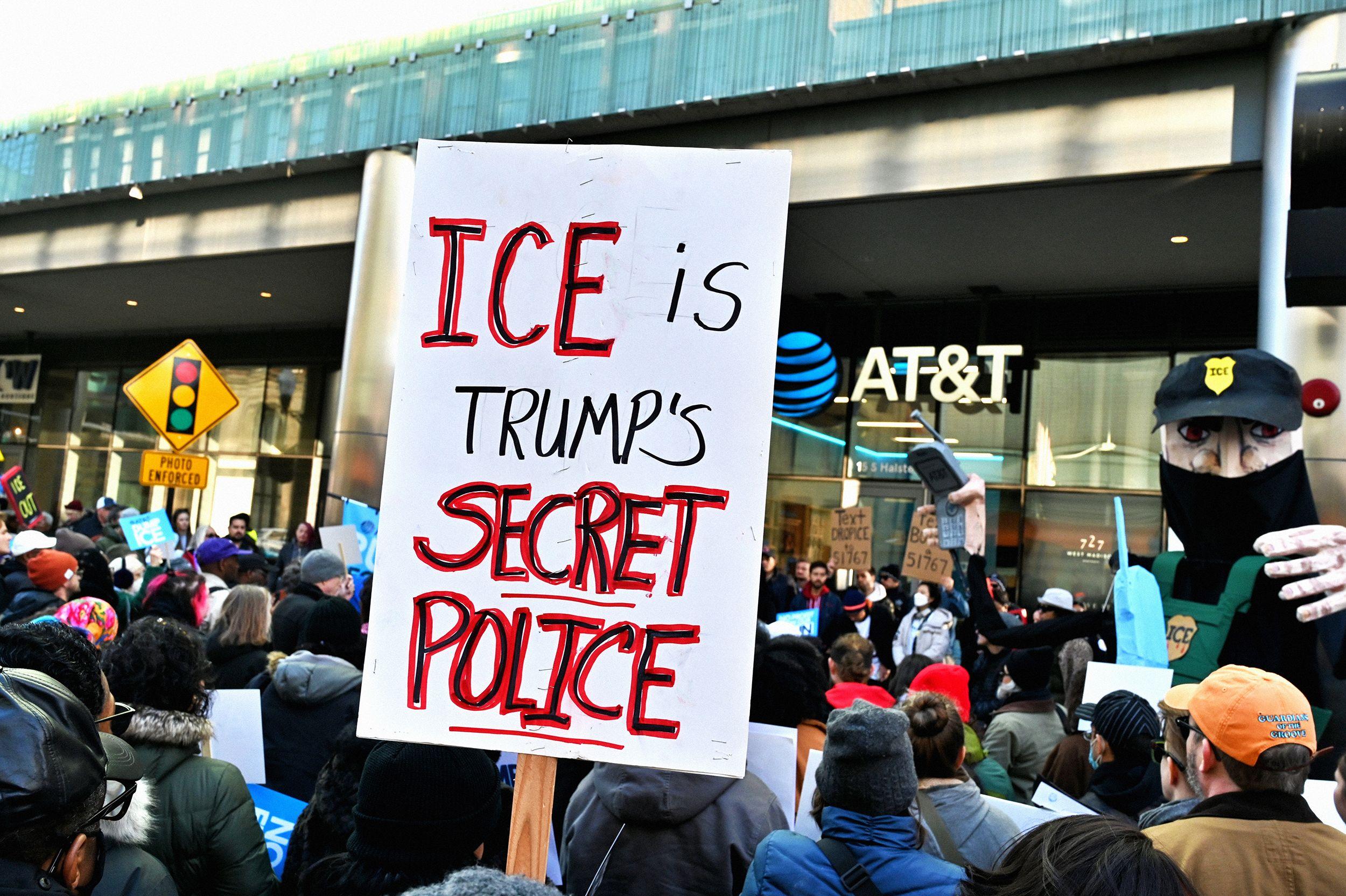 El papel de las grandes tecnológicas en la estrategia migratoria de Trump: un análisis profundo