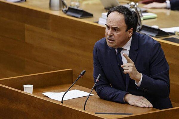 Controversia en la Diputación de Valencia: Oposición critica el traslado de la pareja de Llorca