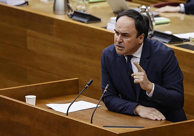 Controversia en la Diputación de Valencia: Oposición critica el traslado de la pareja de Llorca