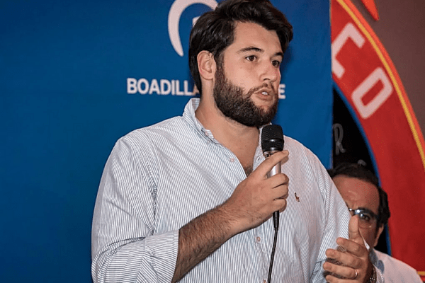 Dimite el Secretario General de Nuevas Generaciones del PP y Llama a Votar por Vox