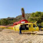 Rescate en la Serra del Migdia: helicóptero y equipo especializado salvan a un senderista herido en Pego