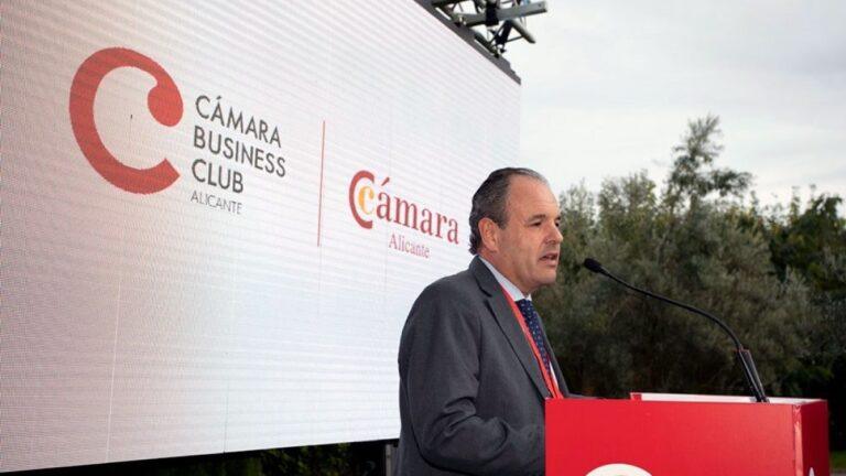 Carlos Baño, nuevo representante de Inversiones Carbamar, ratificado por unanimidad en la Cámara de Alicante
