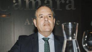 Carlos Baño se presenta voluntariamente en la comisión de investigación del Caso Bonos Comercio en la Diputación