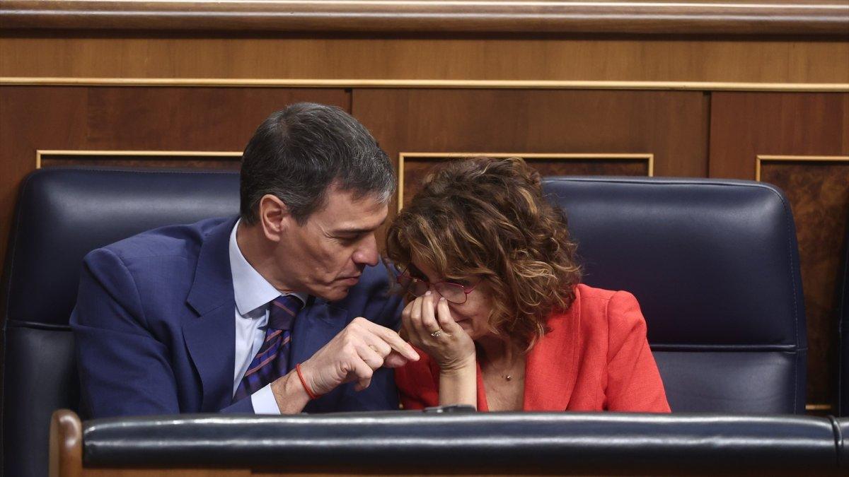 Los españoles pagan hoy 10 euros diarios más en impuestos desde la llegada de Sánchez al Gobierno