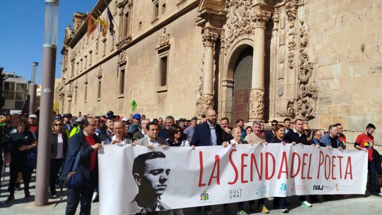 La 30ª Edición de la «Senda del Poeta»: 1.500 Personas Rinden Homenaje a Miguel Hernández entre Orihuela y Alicante