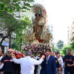 La Virgen de Tabacalera regresa en procesión tras 11 años gracias a la recuperación de la tradición por parte del Ayuntamiento