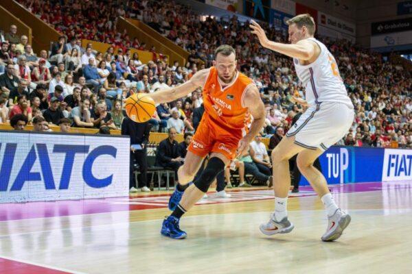 Triunfo del equipo taronja en Girona: emocionante partido con un final de 81