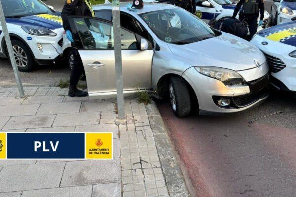Caos en Patraix: Detienen a un "falso taxista" por múltiples delitos sin puntos ni licencia