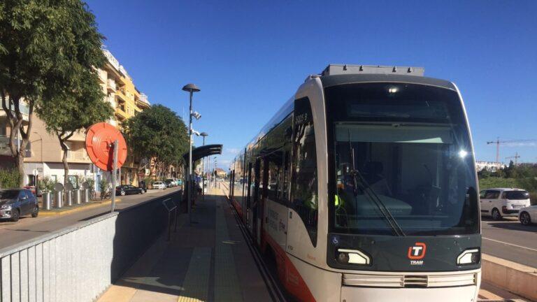 Accidente de tranvía: autobús embestido deja tres heridos con contusiones