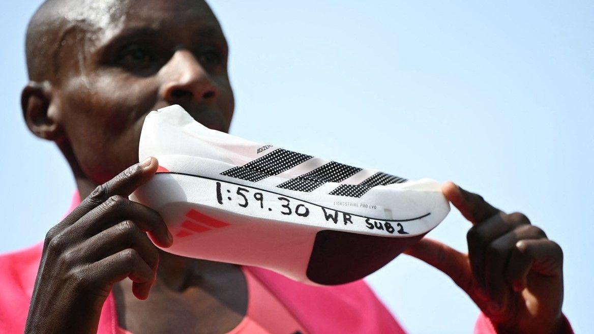 La innovadora tecnología de los tenis Adidas que impulsó a Sabastian Sawe en el maratón histórico