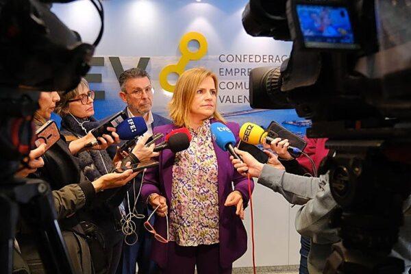Bernabé critica al PP por su petición de derogar el aborto en Elche: «Buscan retroceder al pasado»