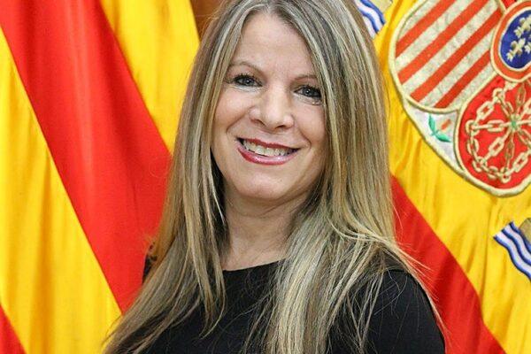 La renuncia de una concejala en Calp provoca la minoría del equipo de gobierno