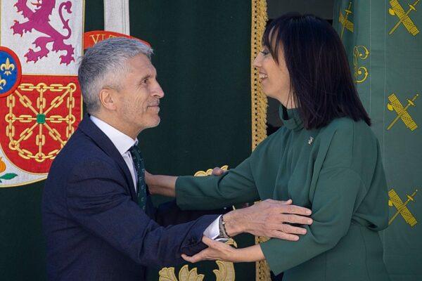 El juez revela que la directora de la Guardia Civil abrió expedientes por influencia de la 'trama de las cloacas'