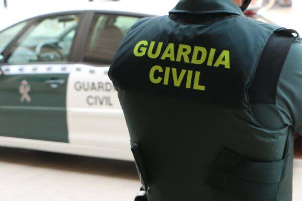Alfafar: Tensión máxima tras la detención de un hombre que amenazó con un arma de fuego en un edificio