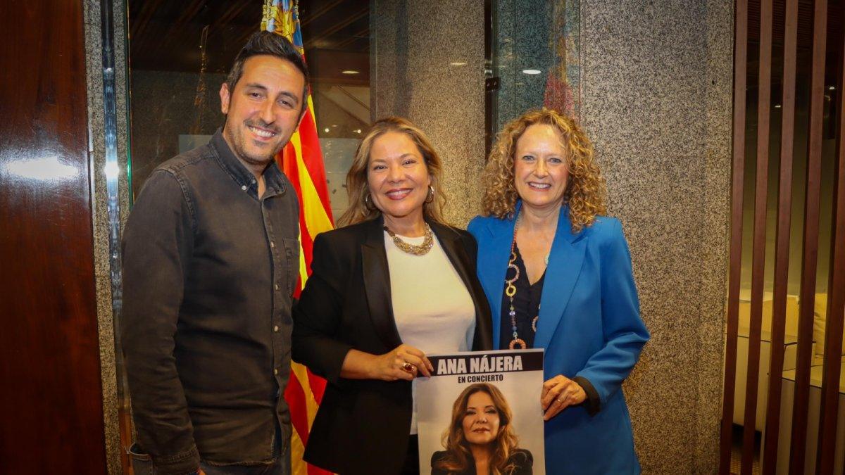 Ana Nájera regresa a Torrent con un concierto inolvidable que enamorará a España y América con su copla