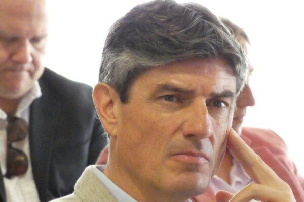 "El alcalde de la Vila Joiosa reclama mayor control municipal sobre la gestión del litoral frente a decisiones desde Madrid"