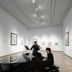 El Centre del Carme cierra la exposición de Chema Madoz con un concierto que revive las partituras que influyeron en su obra