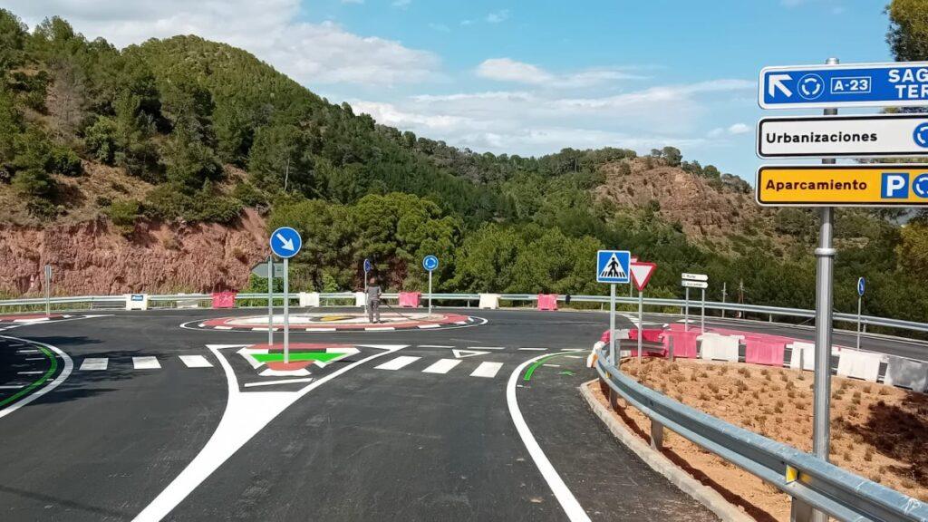 Mejora de la seguridad en Segart: Nueva rotonda de acceso construida por la Diputación