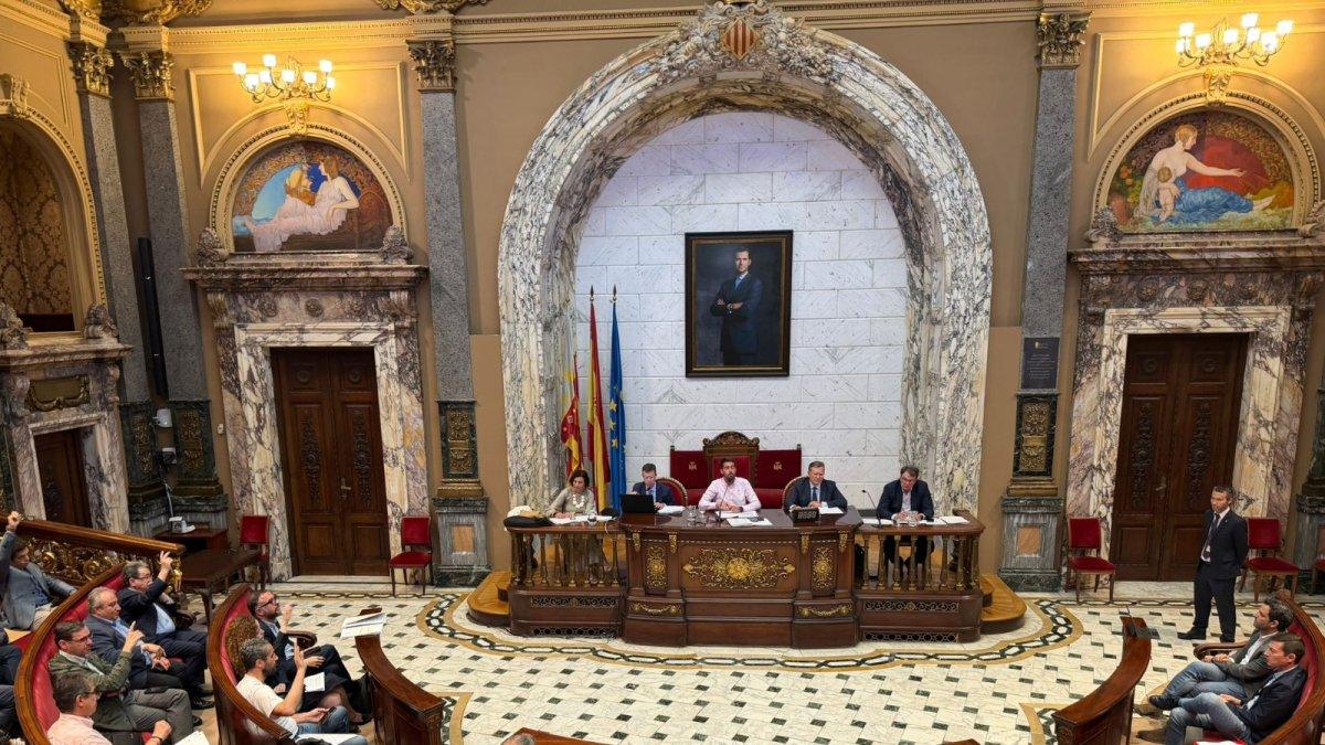 Municipios del área metropolitana de Valencia deben abonar 5 millones por un contrato incumplido del Botànic