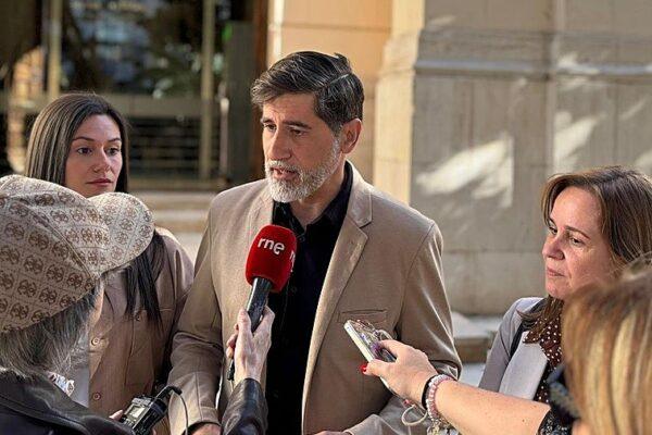 El PSOE solicita la comparecencia de Mazón y Llorca en la comisión de bonos comercio antes que la de los alcaldes socialistas