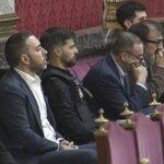 El juicio del Supremo: La caja de Ferraz acapara la atención frente a las mascarillas