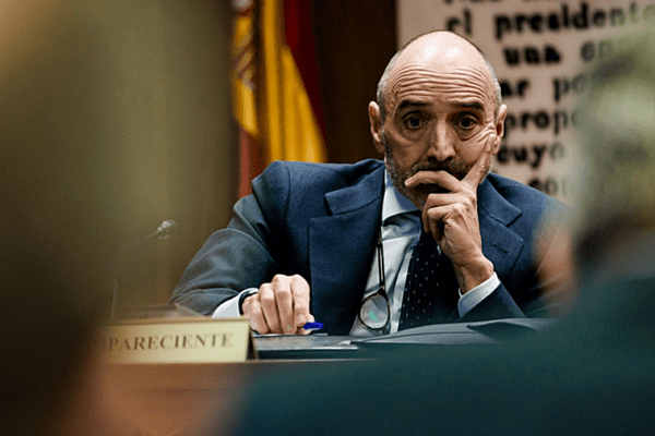 Julito Martínez: el «lacayo» clave para el futuro de Zapatero y sus hijas