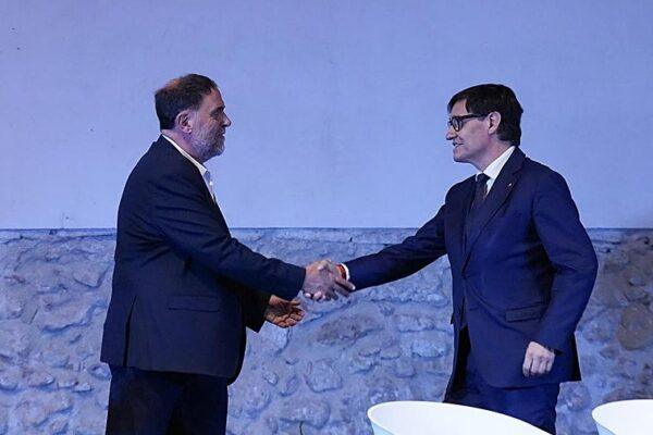 PSC y ERC alcanzan un acuerdo histórico para los Presupuestos de Cataluña