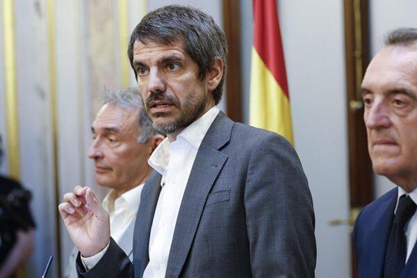 PSOE y Sumar logran avanzar en la despenalización de injurias a la Corona: ¿Qué significa para España?