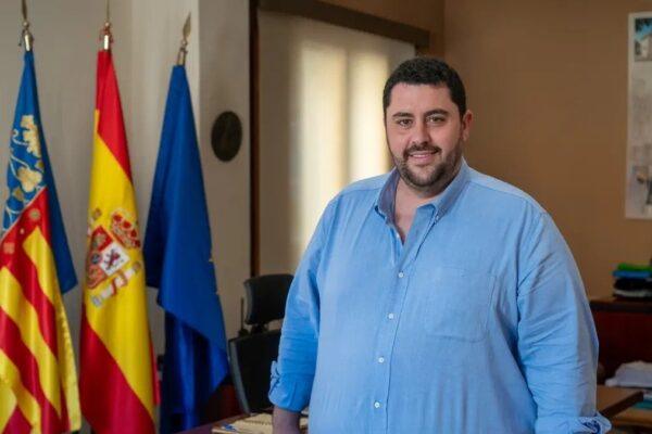 El alcalde de Nules renuncia a la reelección en medio del escándalo de los puntos violetas en el Ayuntamiento