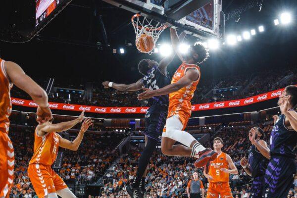 Victoria del Espíritu Naranja: Triunfo Agónico ante el Bilbao (83 80)