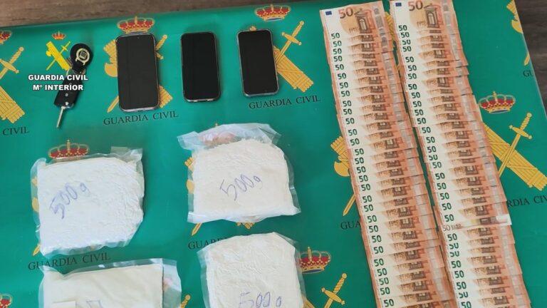 Detenidos en Dénia con dos kilos de cocaína al intentar embarcar en un ferri hacia Ibiza: Los gestos que delataron su plan