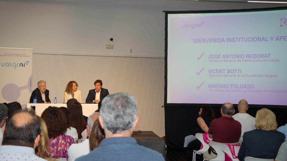 Transformando la Burocracia: Cómo la IA Optimiza la Respuesta de las Administraciones Públicas