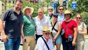 Periodistas estadounidenses se rinden ante las Fogueres gracias al Patronato Costa Blanca