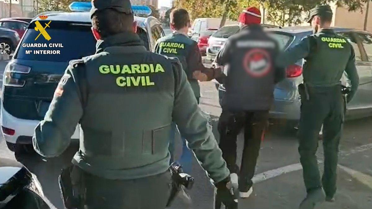 Detienen a un ciberdepredador sexual en serie en Alicante