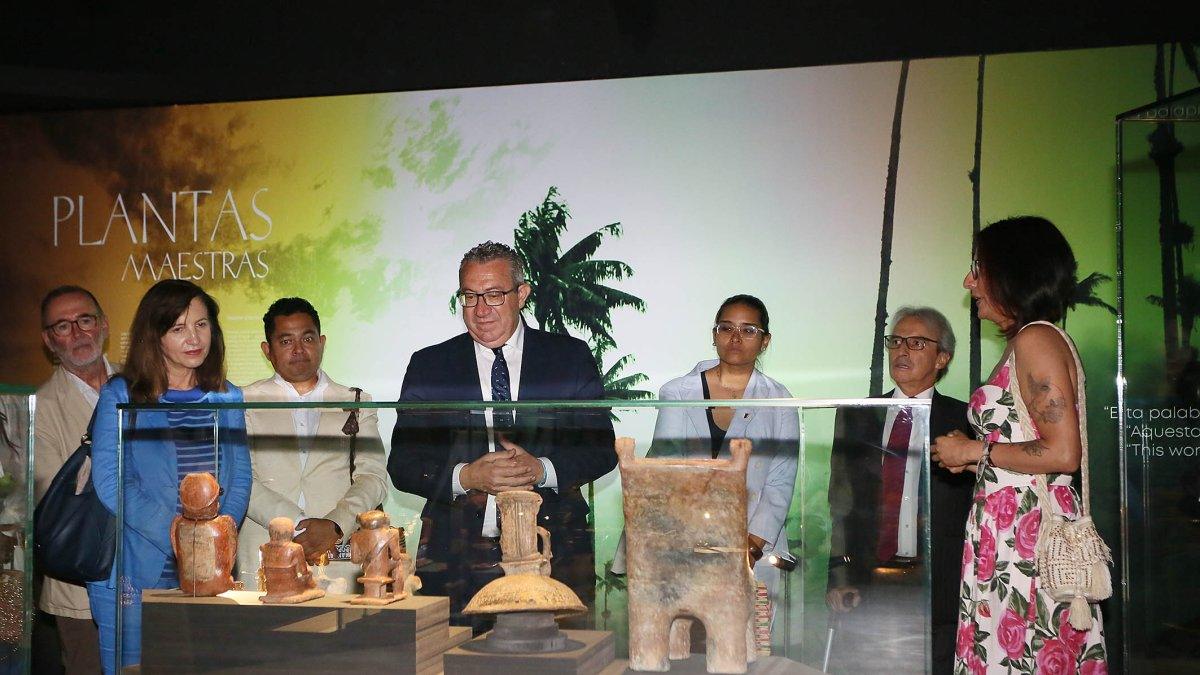 Descubre la cosmovisión indígena de Colombia en la exposición "El oro y el universo" del MARQ: secretos y maravillas revelados