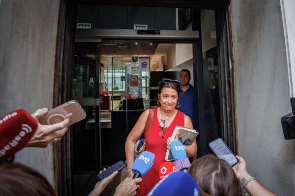 Del «todo es cosa de Cerdán» a «Antoñita la fantástica»: el doble discurso del PSOE desvelado