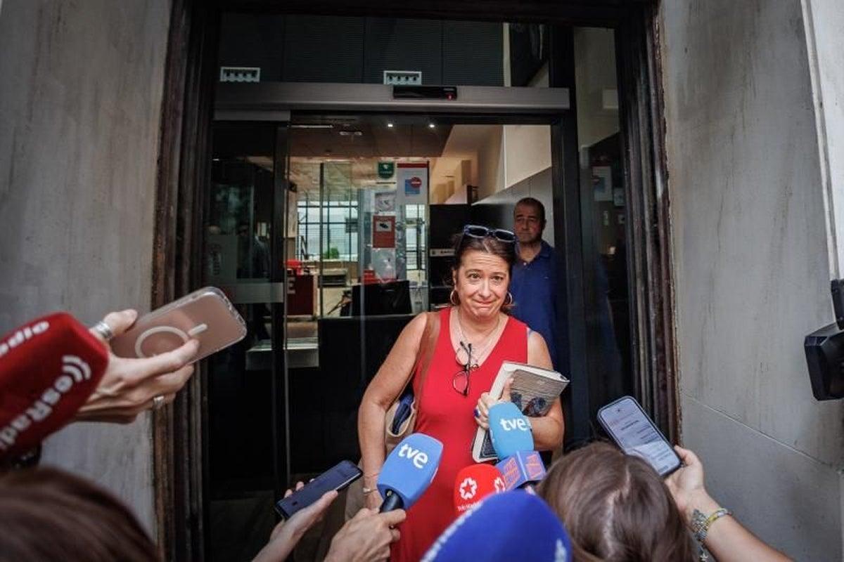 Del «todo es cosa de Cerdán» a «Antoñita la fantástica»: el doble discurso del PSOE desvelado