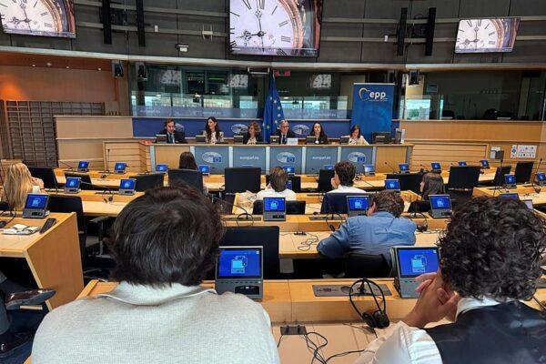 El Parlamento Europeo estrena 'Los nietos del silencio': un documental impactante sobre las víctimas de ETA