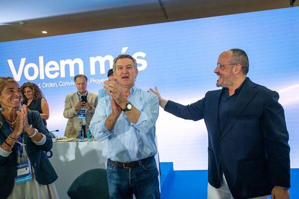 Feijóo critica a Sánchez por «crear nuevos votantes» con la ley de nietos, mientras el Gobierno lo califica de «irresponsable»