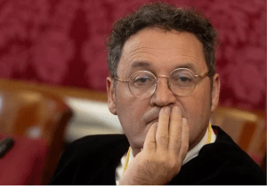 La 'cloaca' trama un plan para proteger a García Ortiz mediante ataques a la UCO en el 'caso Ábalos'