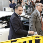El abogado del nervioso: cómo las 'cloacas' del PSOE crearon un sistema oculto para financiar la defensa de Ábalos