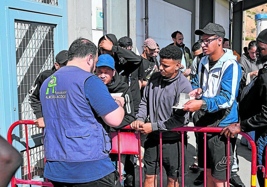 La Abogacía del Estado rechaza que el Supremo consulte a Europa sobre la regularización de inmigrantes