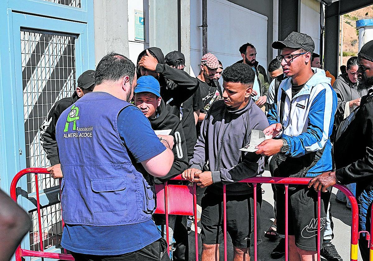 La Abogacía del Estado rechaza que el Supremo consulte a Europa sobre la regularización de inmigrantes