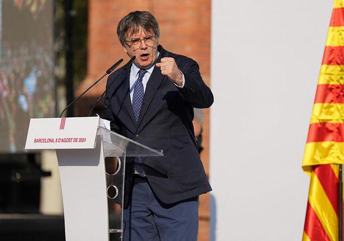 Tres mossos enfrentan procesamiento por facilitar la huida de Puigdemont