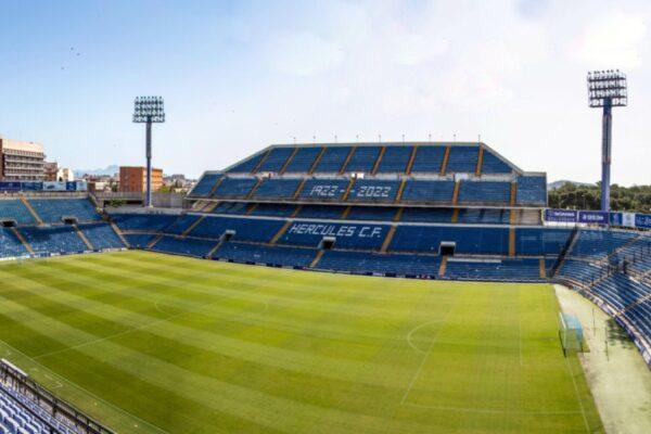 El deterioro del Estadio Rico Pérez en Alicante: ¿se repetirá la historia de Vallecas?